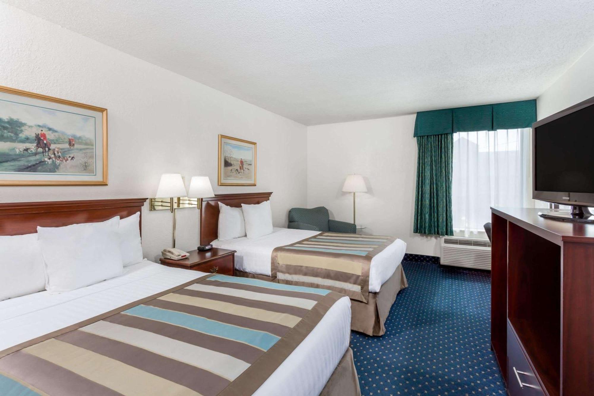 เบย์มอนต์ บาย วินด์แฮม กรีนส์โบโร/โคลีเซียม Hotel ภายนอก รูปภาพ